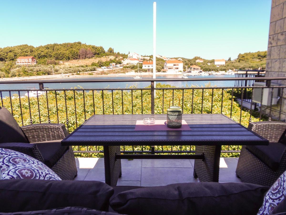 Villa Nobilo Lumbarda Eksteriør billede
